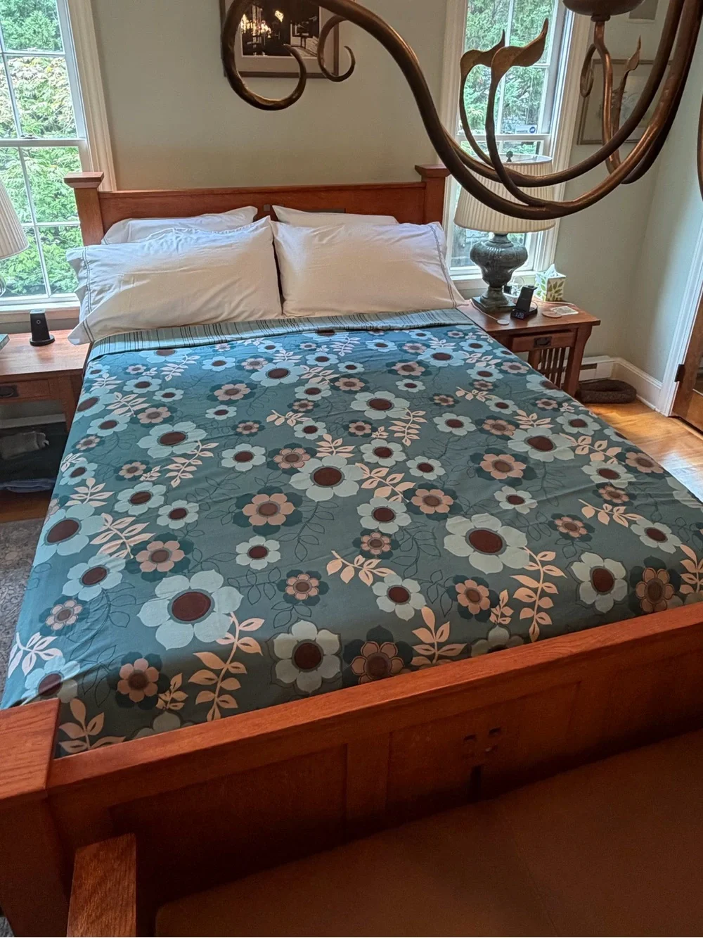 Christy Good Used Condition Queen Size Floral Blue 100% Cotton Comforter Cover